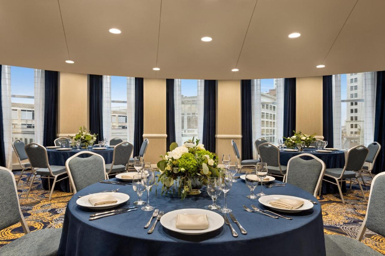 Crowne Plaza Cleveland At Playhouse Square By Ihg Hotel Exterior foto