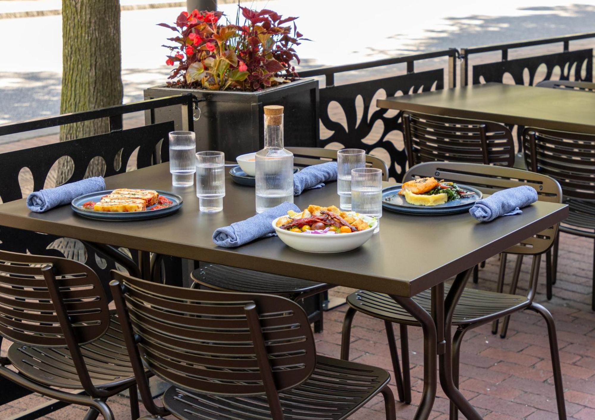 Crowne Plaza Cleveland At Playhouse Square By Ihg Hotel Exterior foto